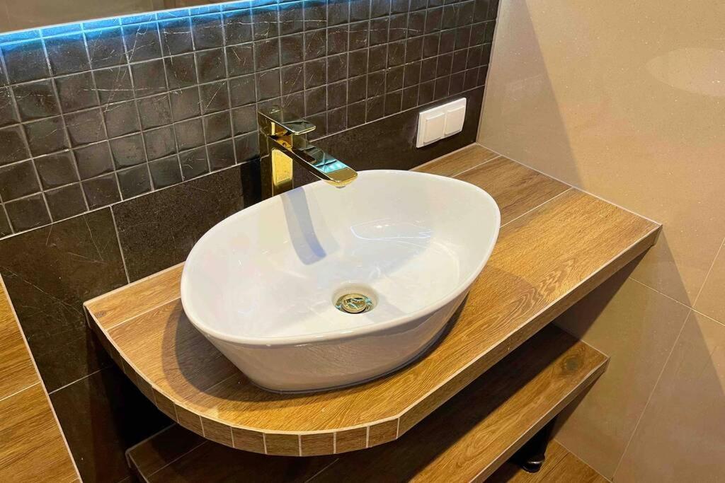 Hawaii Beach Lounge, Loft Z Jacuzzi I Tarasem - Sloneczne Tarasy W Porta Mare, Dziwnowek Luaran gambar