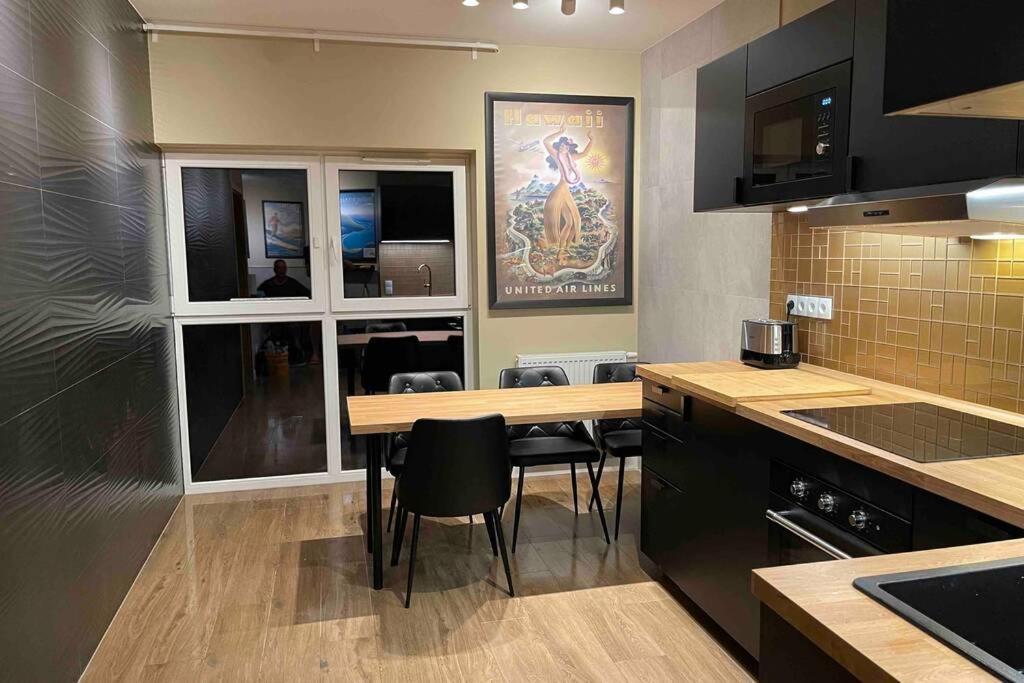 Hawaii Beach Lounge, Loft Z Jacuzzi I Tarasem - Sloneczne Tarasy W Porta Mare, Dziwnowek Luaran gambar